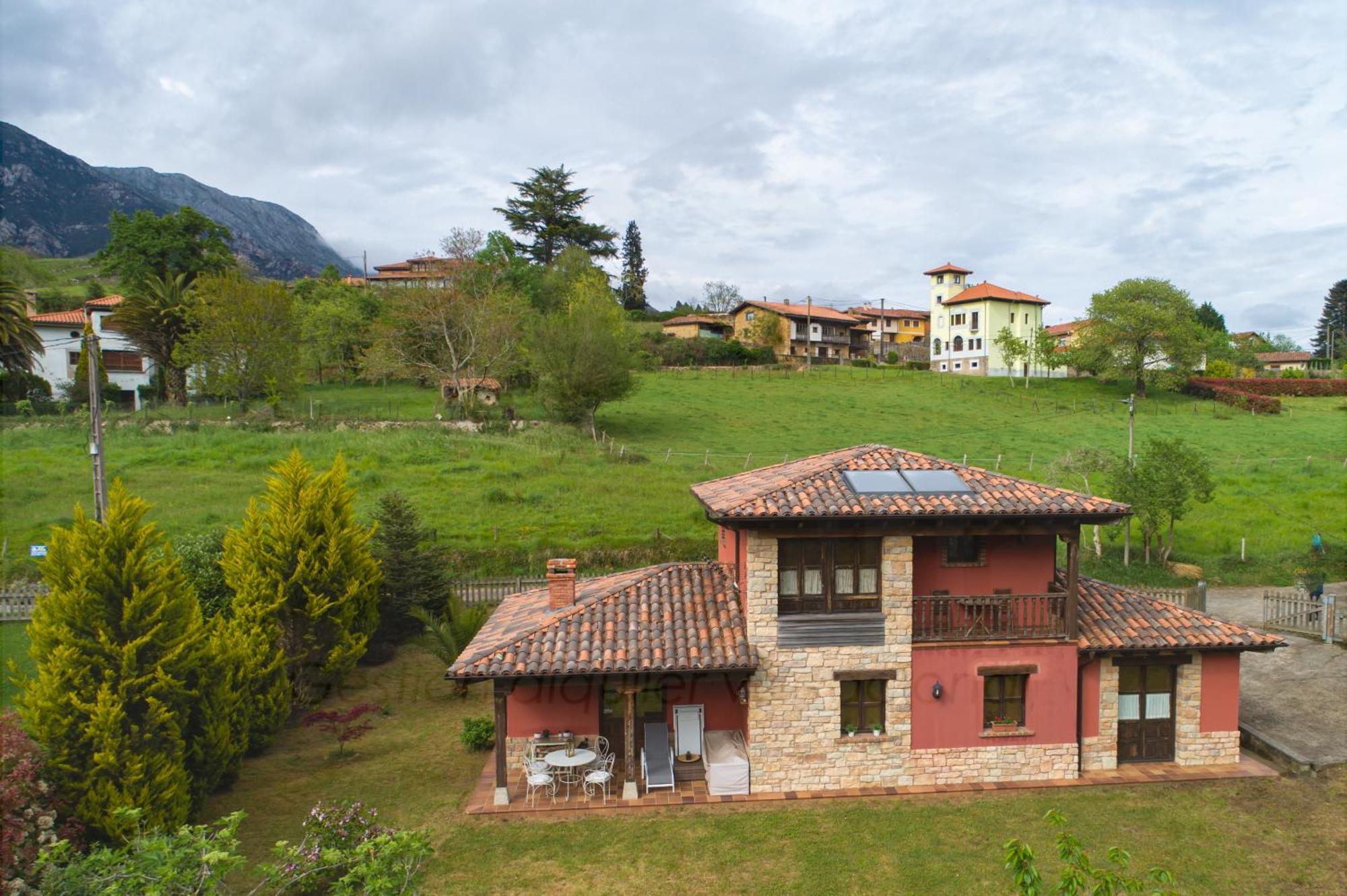 La Coqueta Del Sueve Villa Arriondas Bagian luar foto